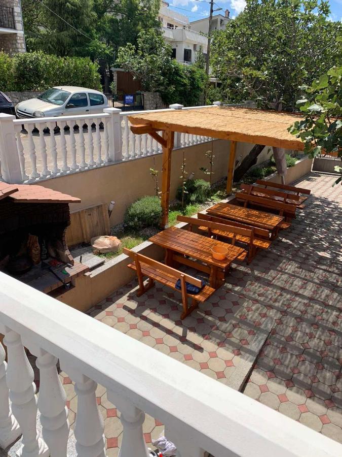 Apartmani Nada Klenovica Luaran gambar