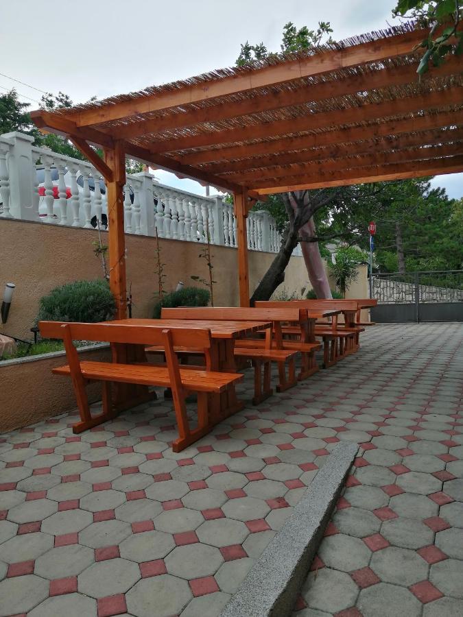 Apartmani Nada Klenovica Luaran gambar