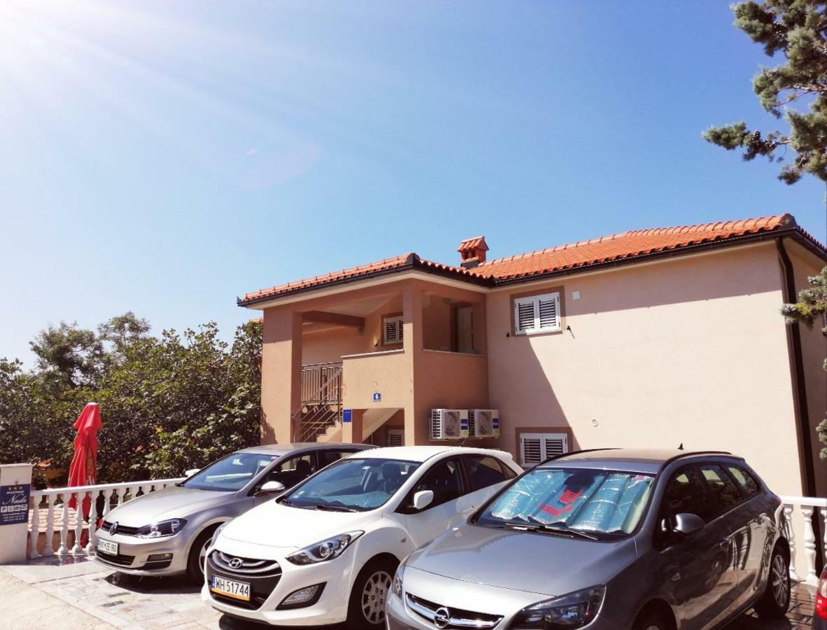 Apartmani Nada Klenovica Luaran gambar