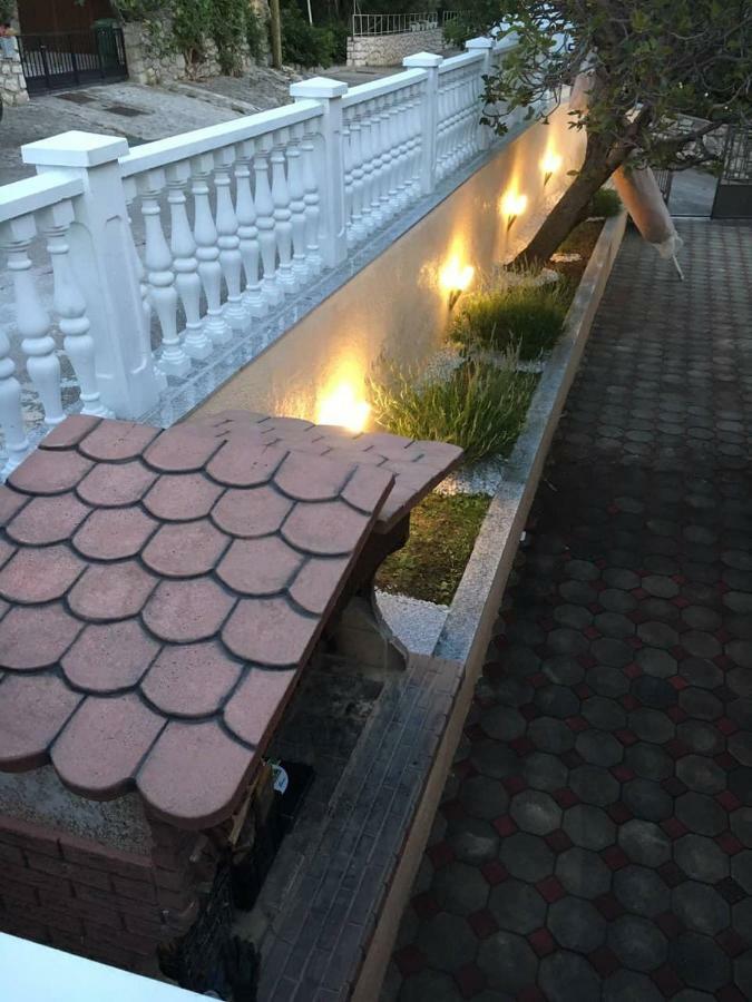 Apartmani Nada Klenovica Luaran gambar